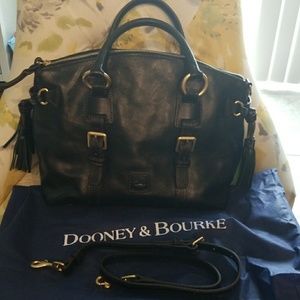NWOT Dooney and Bourke Satchel